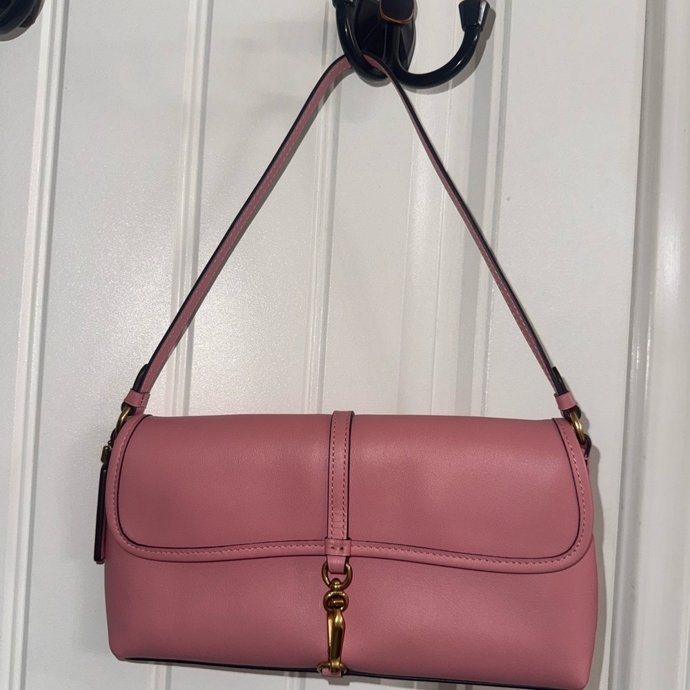 Coach Pink Hamptons bag
